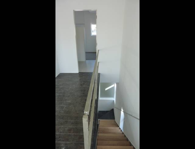 2 bed property to rent in WOODSTOCK